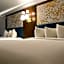 The Westfield Inn, BW Signature Collection