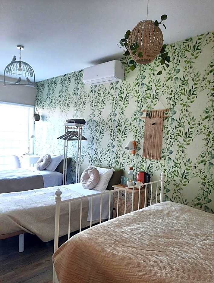 Smiling Places - Guest House in Labruge