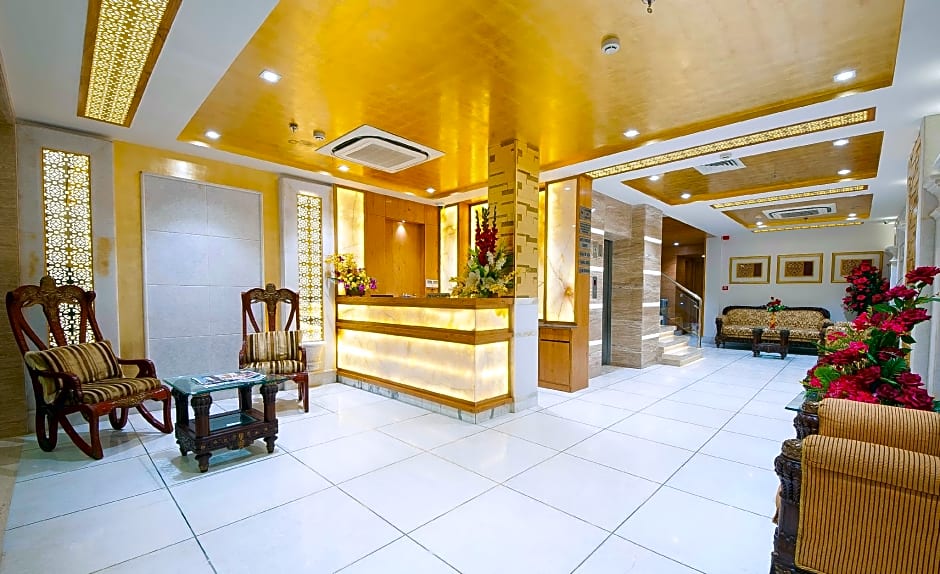 Hotel Swaran Palace