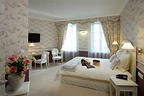Standard Twin/Double Room