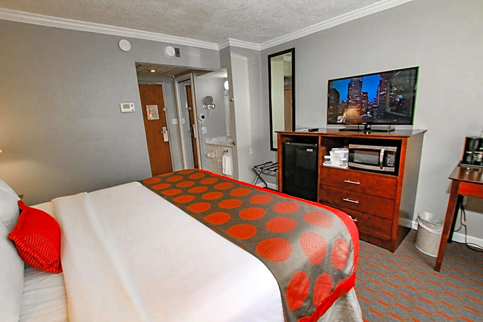 Ramada Hotel & Conference Center by Wyndham Lewiston