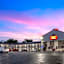 Econo Lodge Inn & Suites Near Lackland AFB