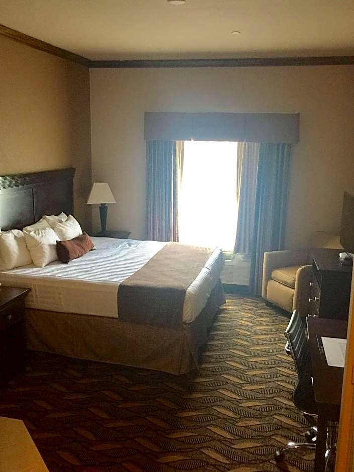 Best Western Red River Inn & Suites