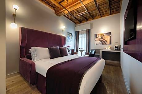 Small Double Room Smart