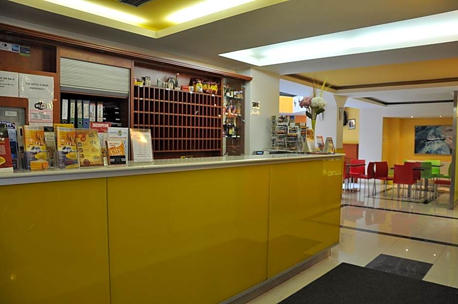 City Central De Luxe