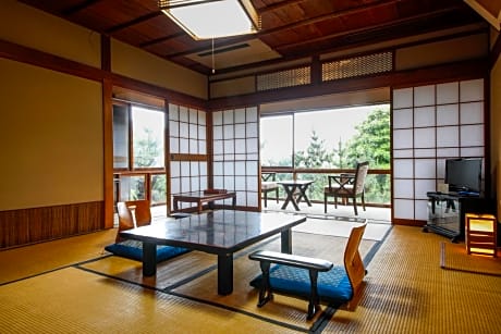 Japanese-Style Superior Room with Shared Bathroom