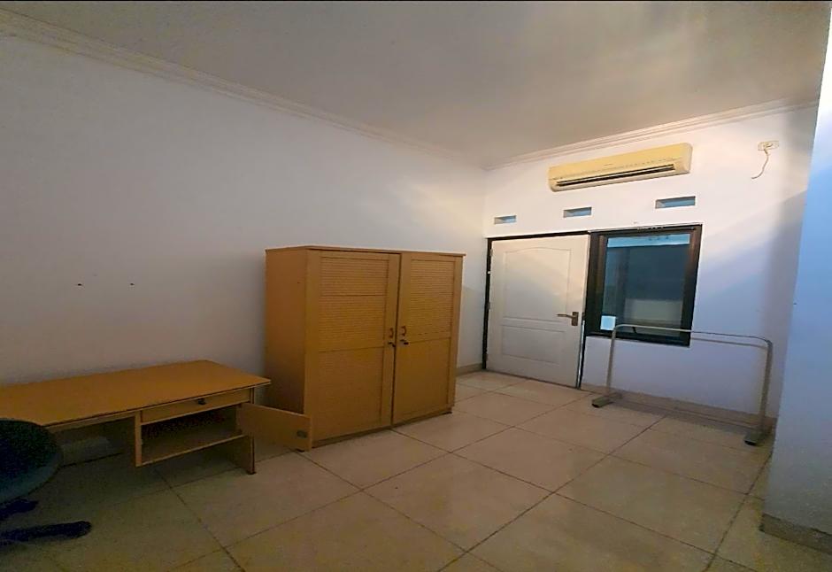 Hotel O MUMU HOMESTAYNearCarnival Park Surabaya