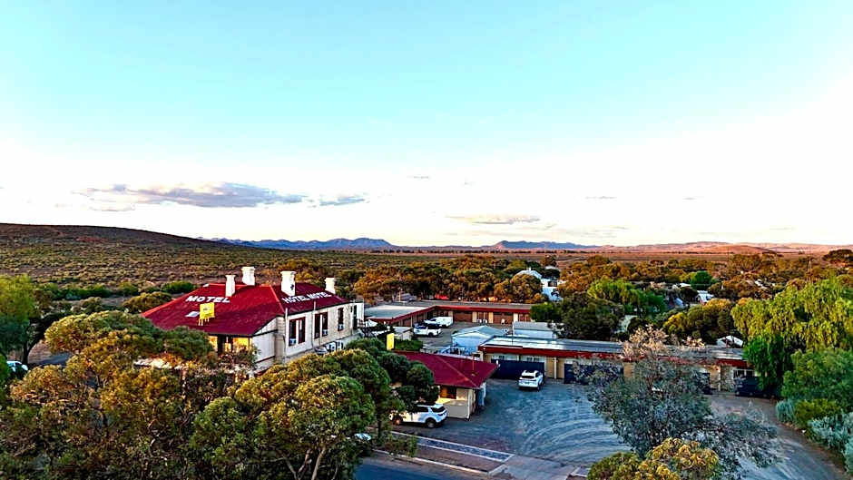 Hawker Hotel Motel