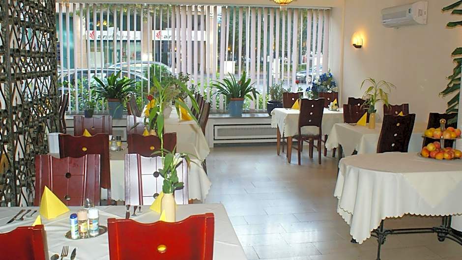 Bahn-Hotel