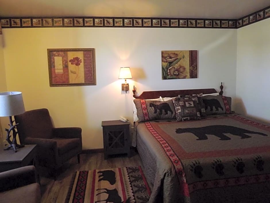 Crest Country Inn
