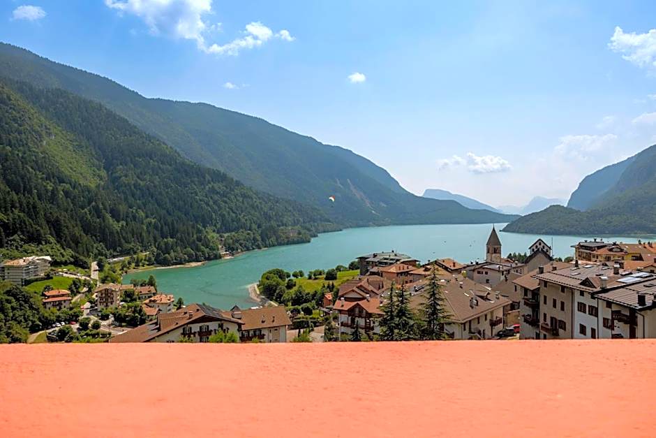 Hotel Londra Slow Living Molveno