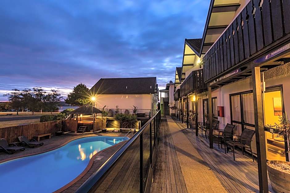 Le Chalet Suisse Motel Taupo