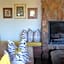 Tshwene Lodge