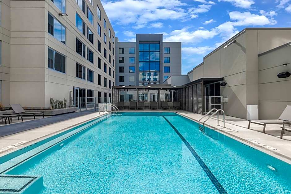 AC Hotel by Marriott Atlanta Midtown