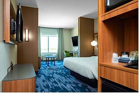 King Suite with Sofa Bed and City View