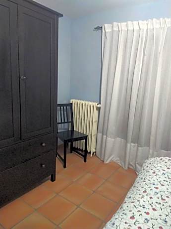 Standard Double Room with Shared Bathroom