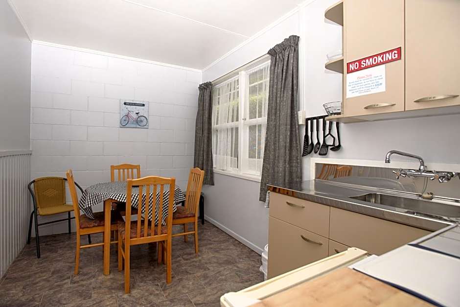 Kauri Lodge Motel
