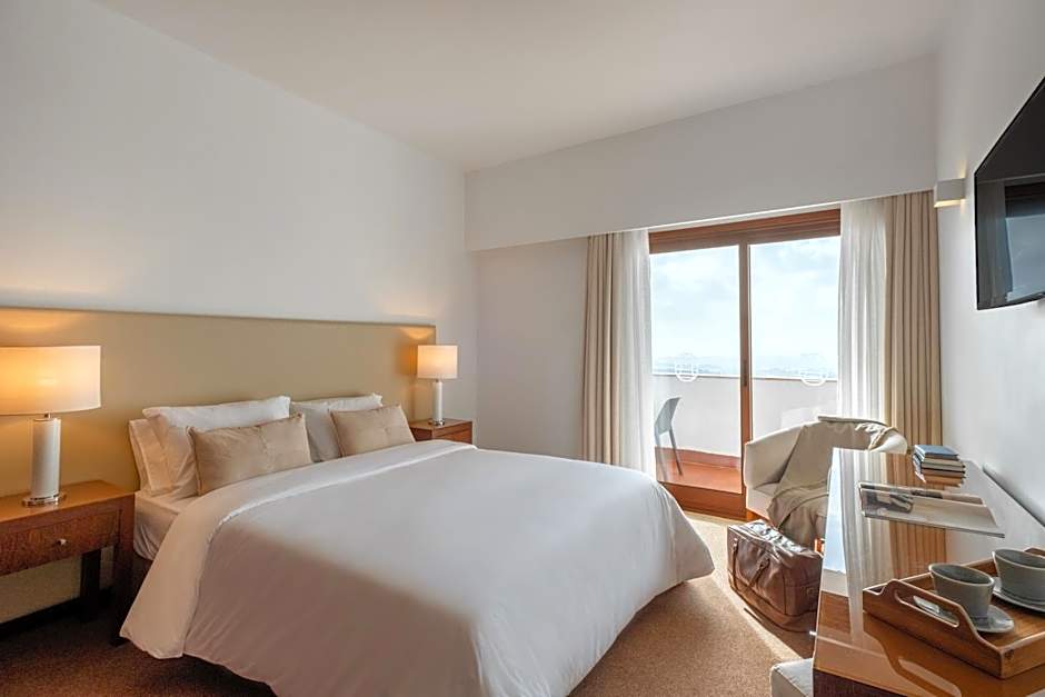 Sao Felix Hotel Hillside & Nature