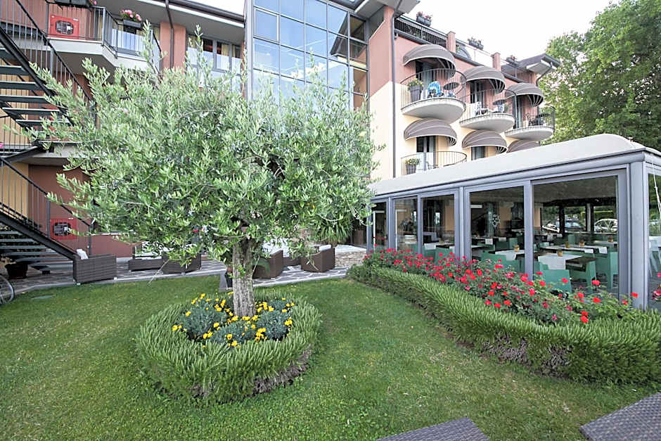 Hotel Aurora