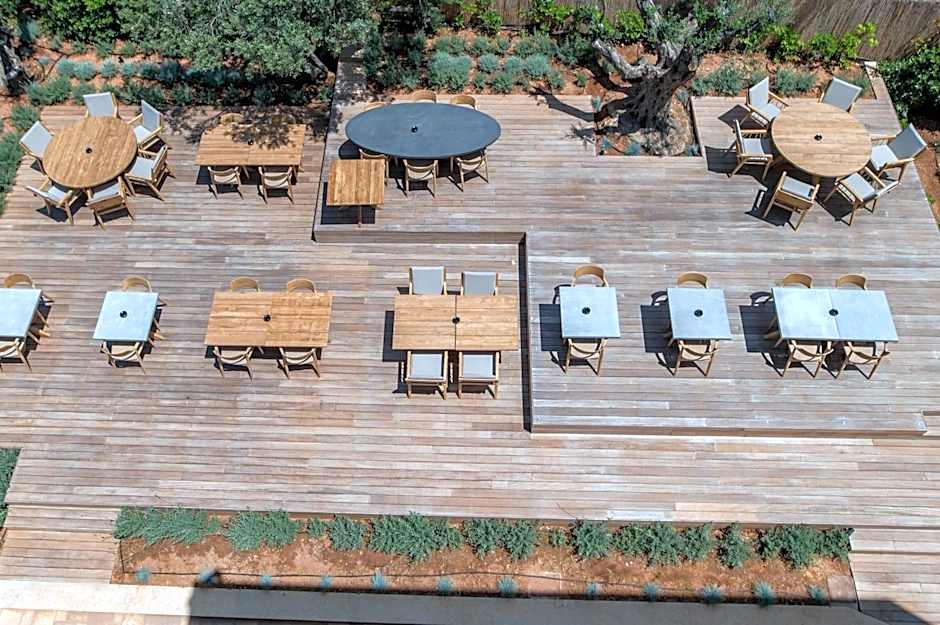 Alissachni SeaSide Hotel