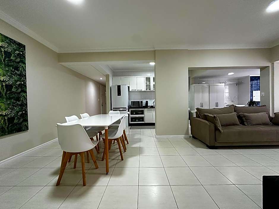 BC01- Suíte+1 | Centro | Churrasqueira | Garagem