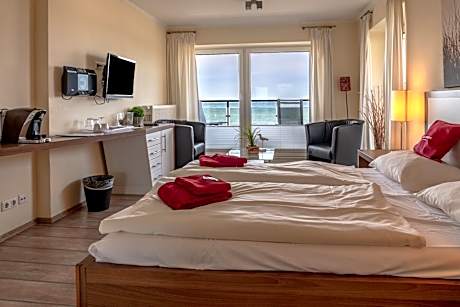 Double Room with Sea View - 3
