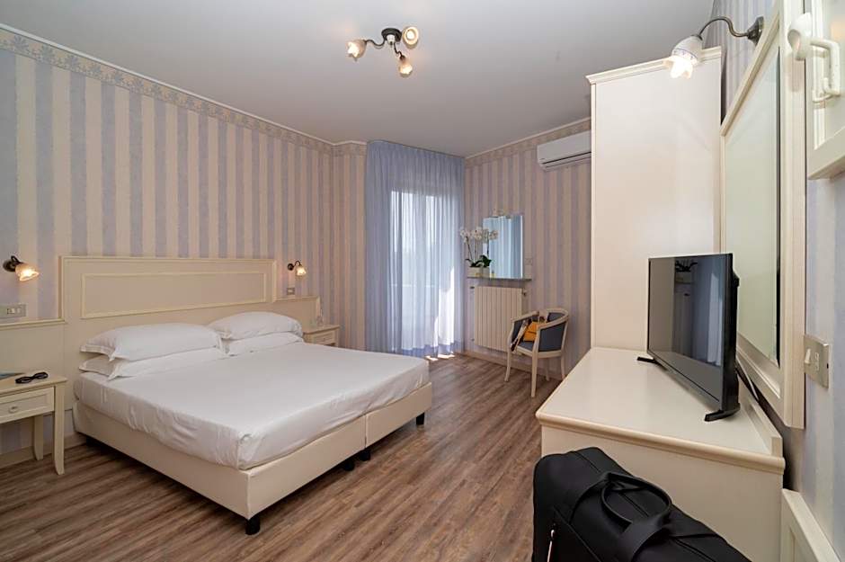 Hotel Riviera