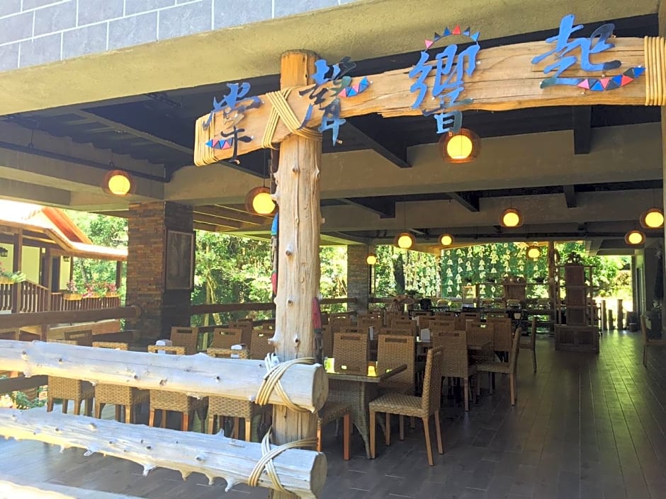 Applause In The Mountain