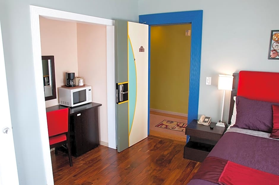 Ponce De Leon Hotel
