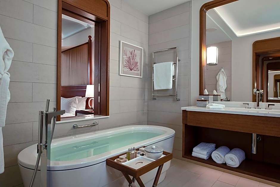 Regent Porto Montenegro By IHG