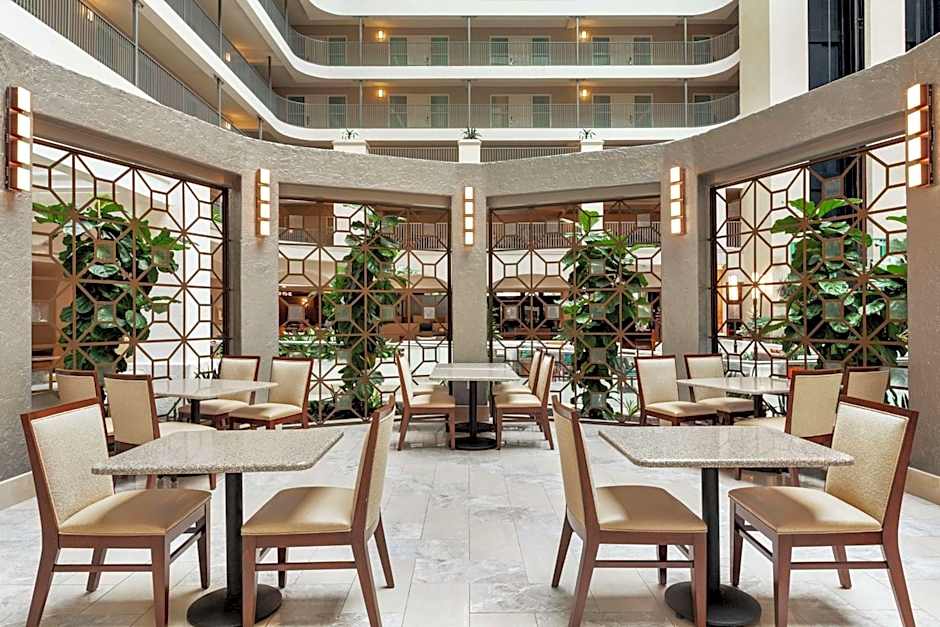 Embassy Suites by Hilton Santa Ana Orange County Airport