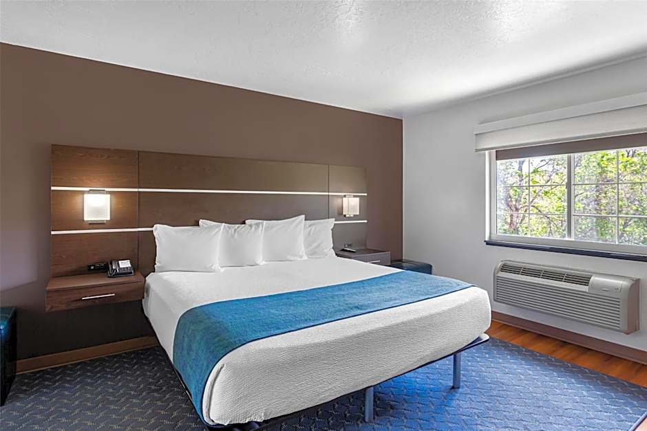 Best Western Duchesne Inn