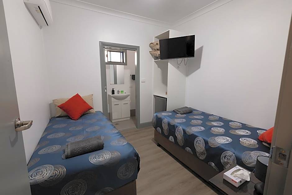 Broken Hill Tourist Lodge