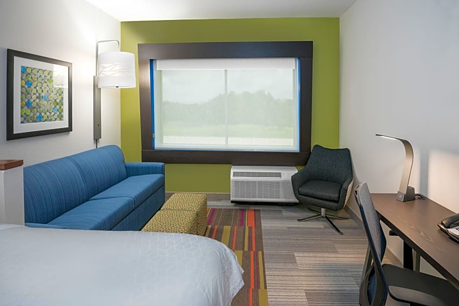 Holiday Inn Express & Suites Bryan - College Station By IHG