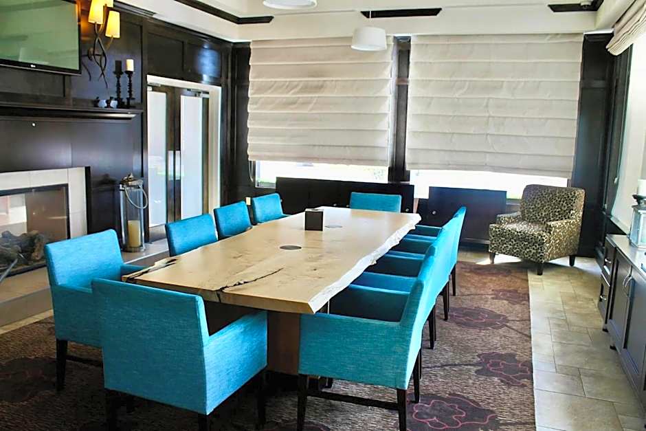 Hilton Garden Inn Edmonton Airport