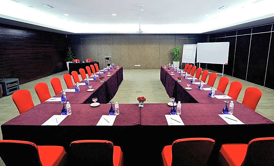 Sunday Hotel Subang Formerly Empire Hotel