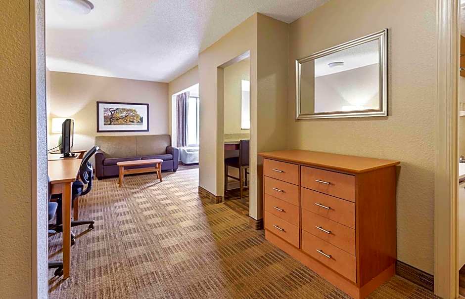 Extended Stay America Select Suites - Raleigh - Cary - Regency Parkway South