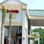 Key West Inn - Montgomery