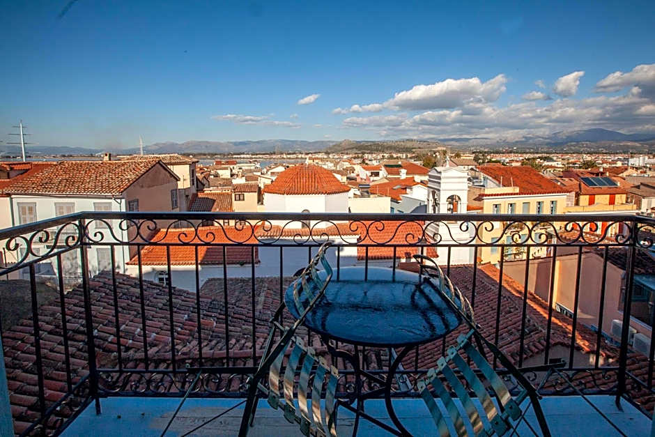 Byron Traditional Hotel