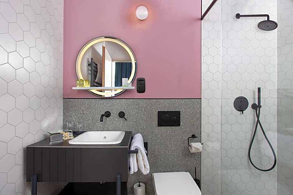 Alice Hotel