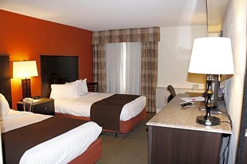 AmericInn by Wyndham International Falls