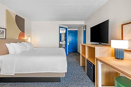 King Room with Sofa Bed - Non-Smoking