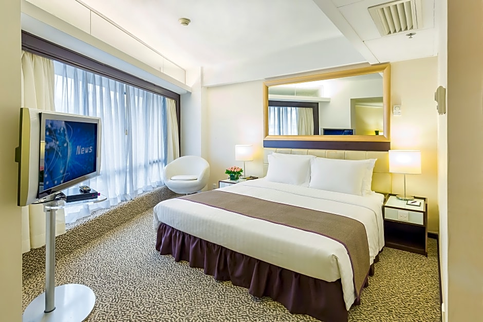 Regal Oriental Hotel