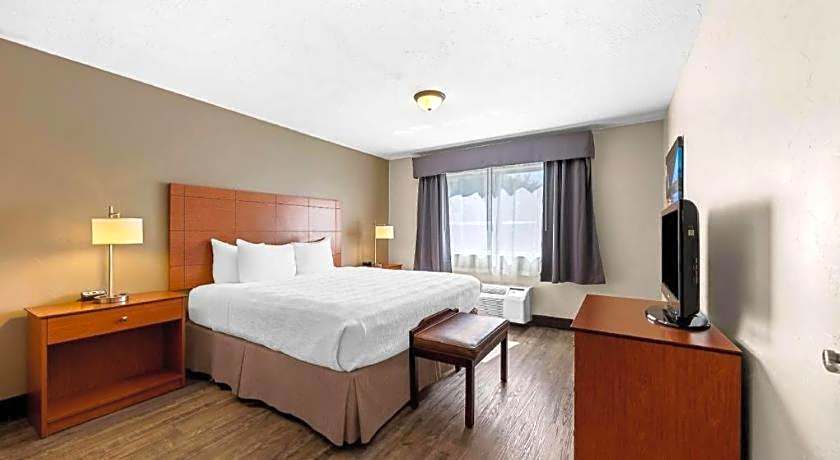 Best Western Inn At The Rogue
