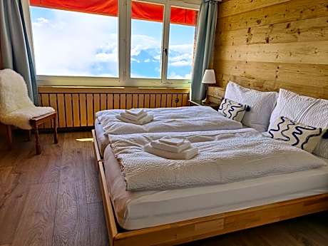 Standard Room with Lake and Mountain View