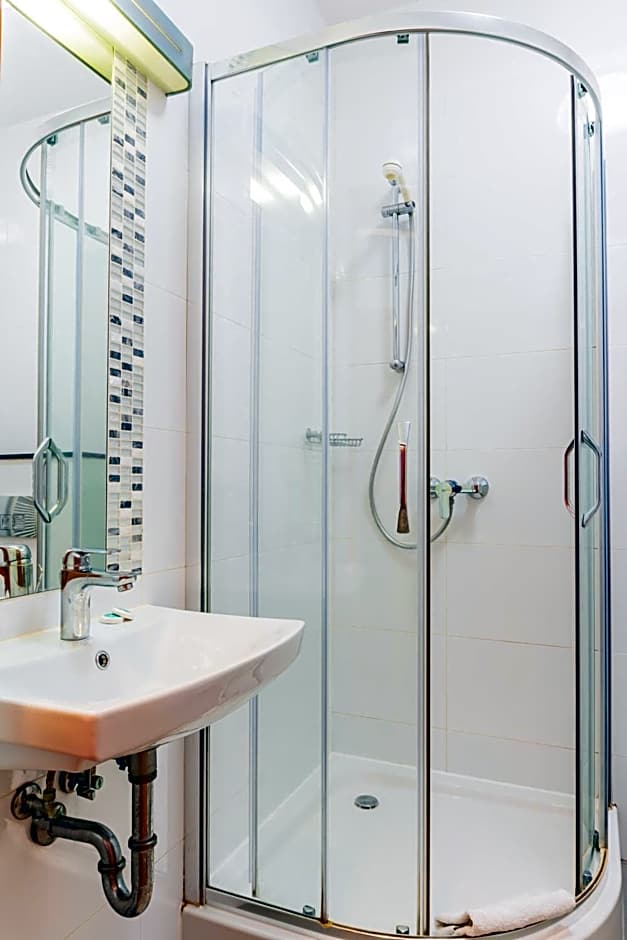 Dom Wczasowy Zew Morza - Basen, Spa, Wyżywienie w Cenie