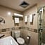 Sea Cliff Court Hotel & Luxury Apartments