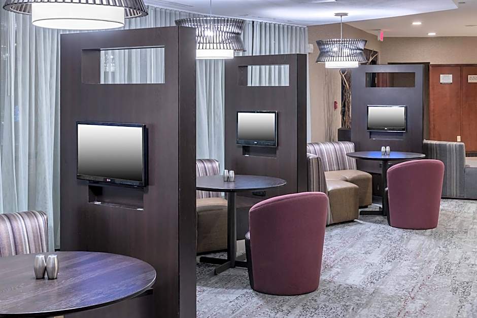 Courtyard by Marriott West Orange