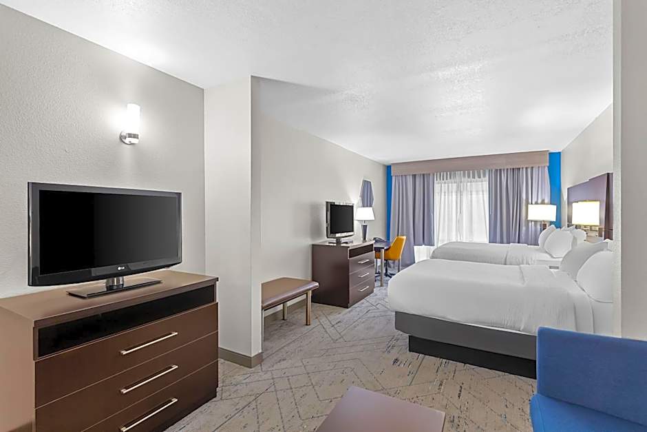 Holiday Inn Express & Suites Cross Lanes By IHG