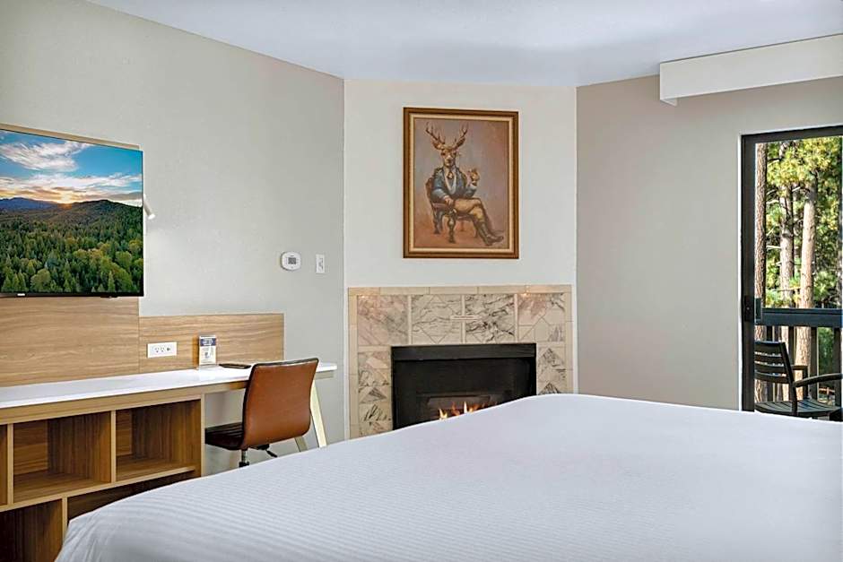 Chateau Big Bear Boutique Hotel, BW Signature Collection
